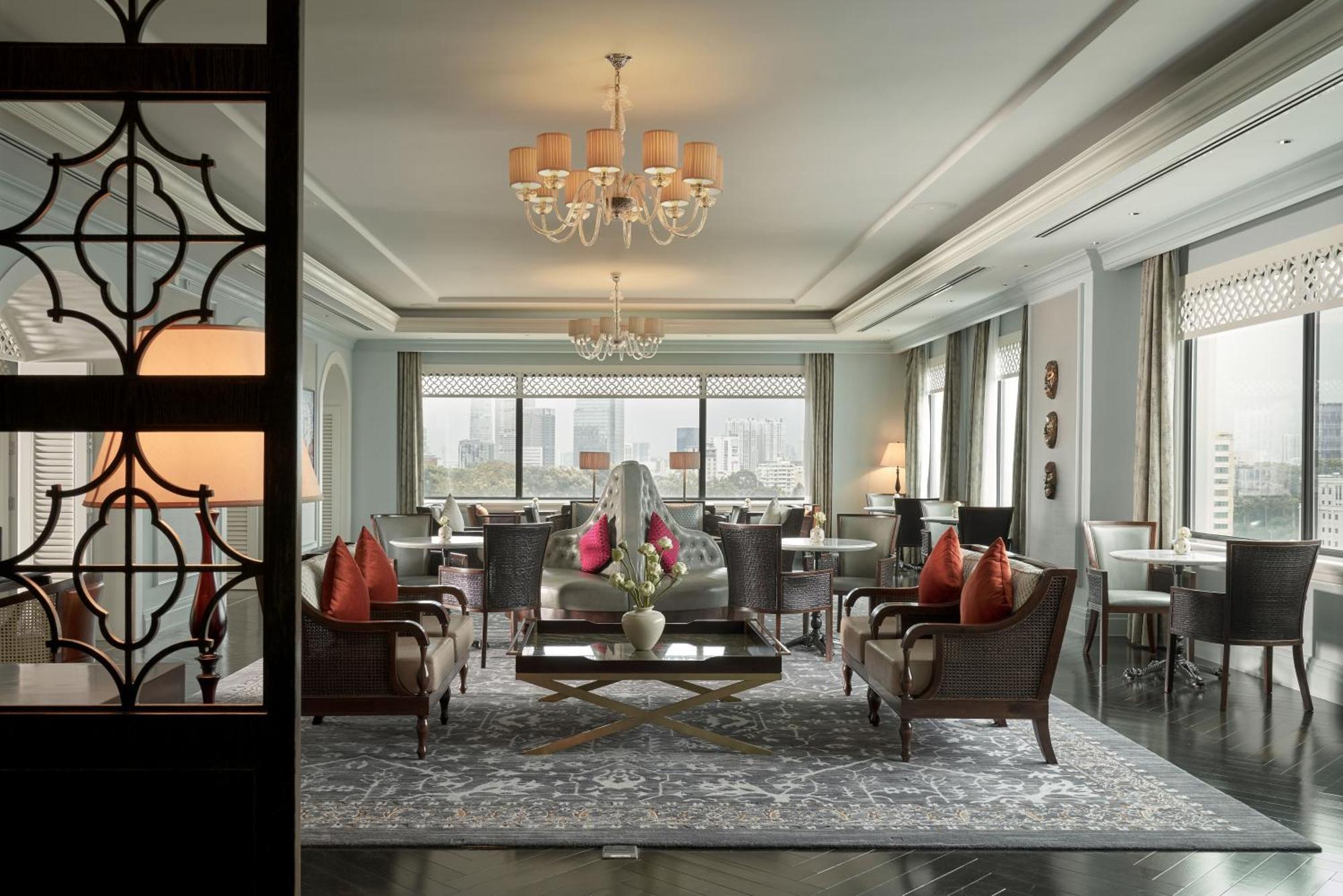 Mai House Saigon Hotel Ho Chi Minh Zewnętrze zdjęcie The living room of a Presidential Suite at The St. Regis Beijing